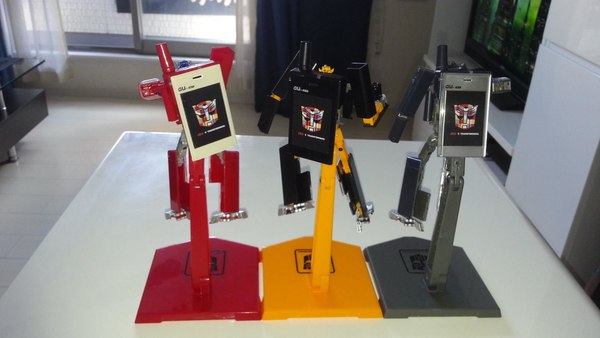 Au X Transformers Infobar Phone Figures Crowdfunding Special Editions In Hand Photos 31 (31 of 48)